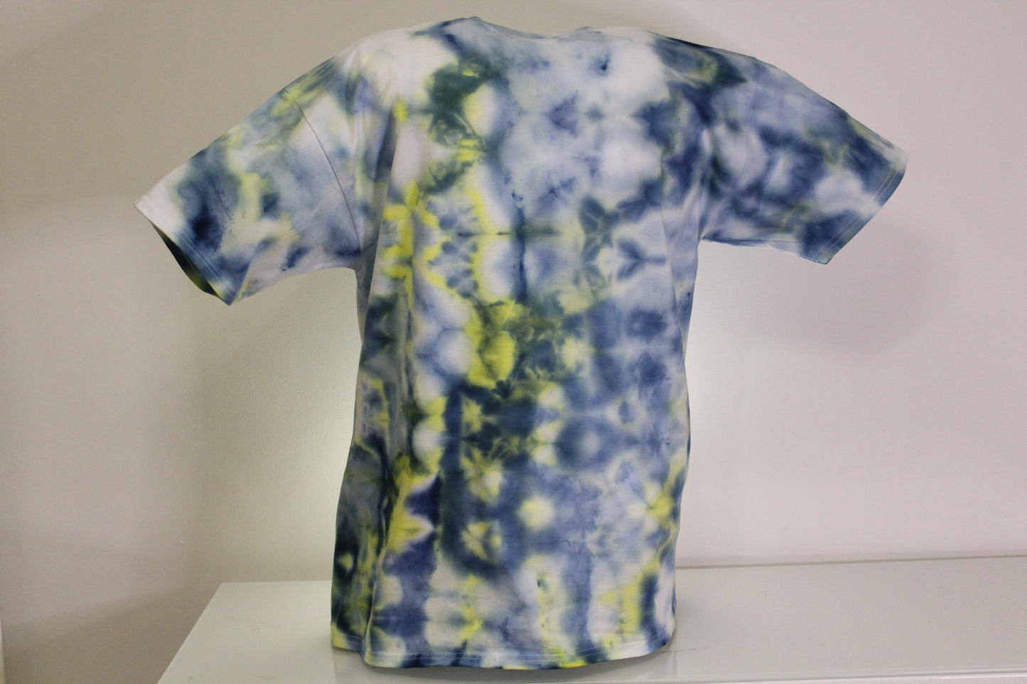 XL batiikki t-paita