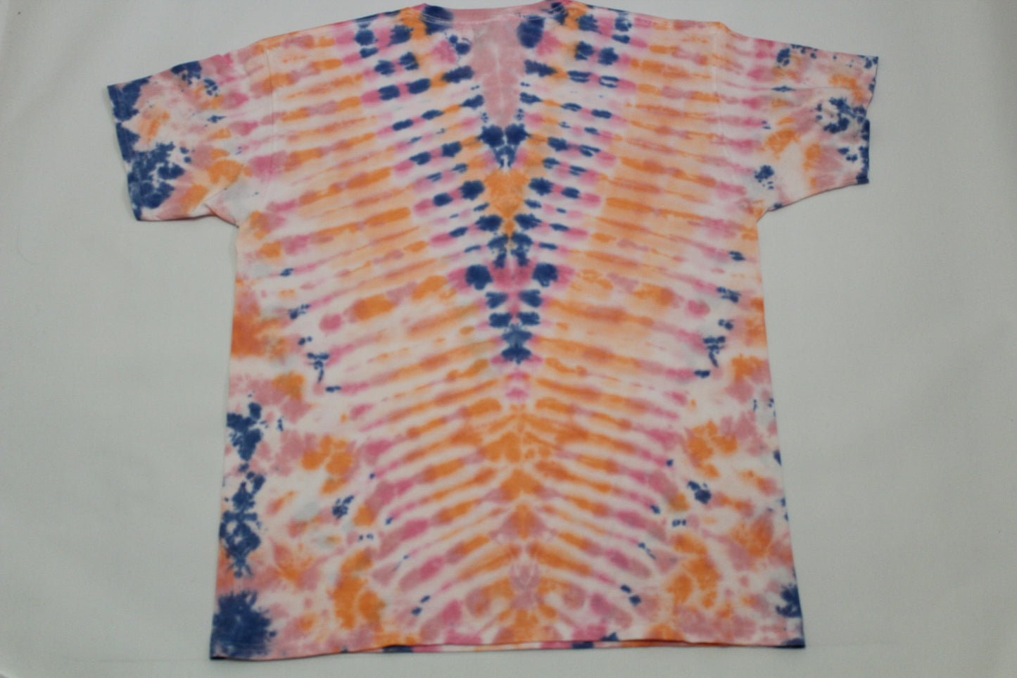 XL batiikki t-paita