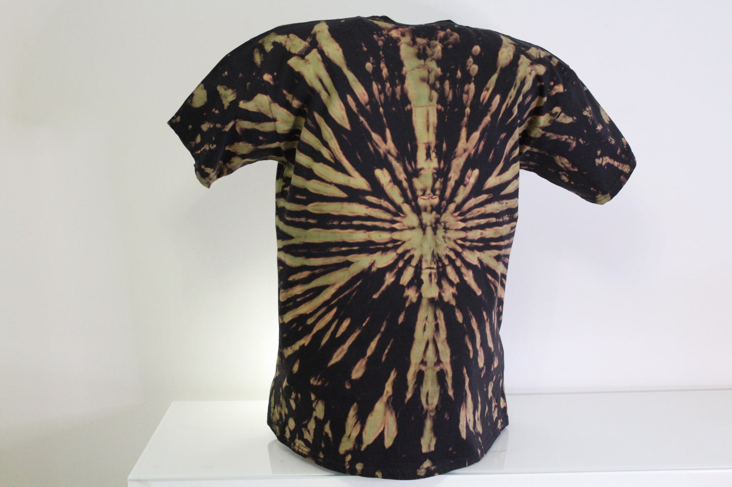 XL batiikki t-paita
