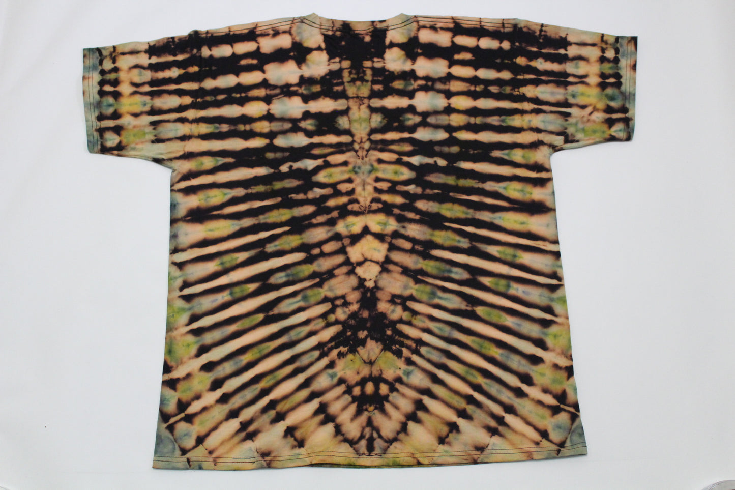 XL batiikki t-paita