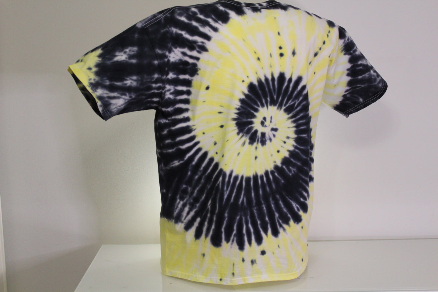 XL batiikki t-paita