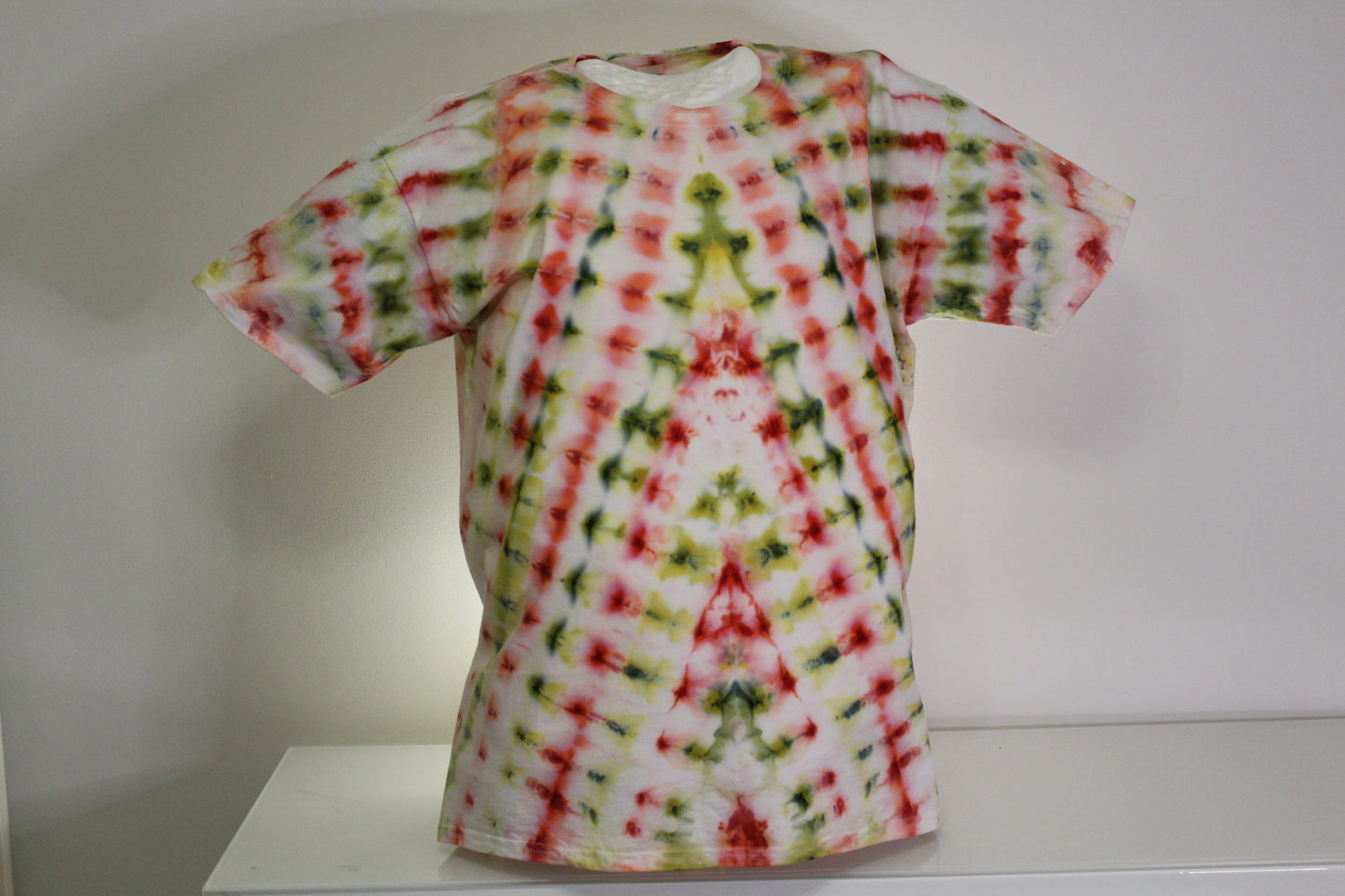 XL batiikki t-paita