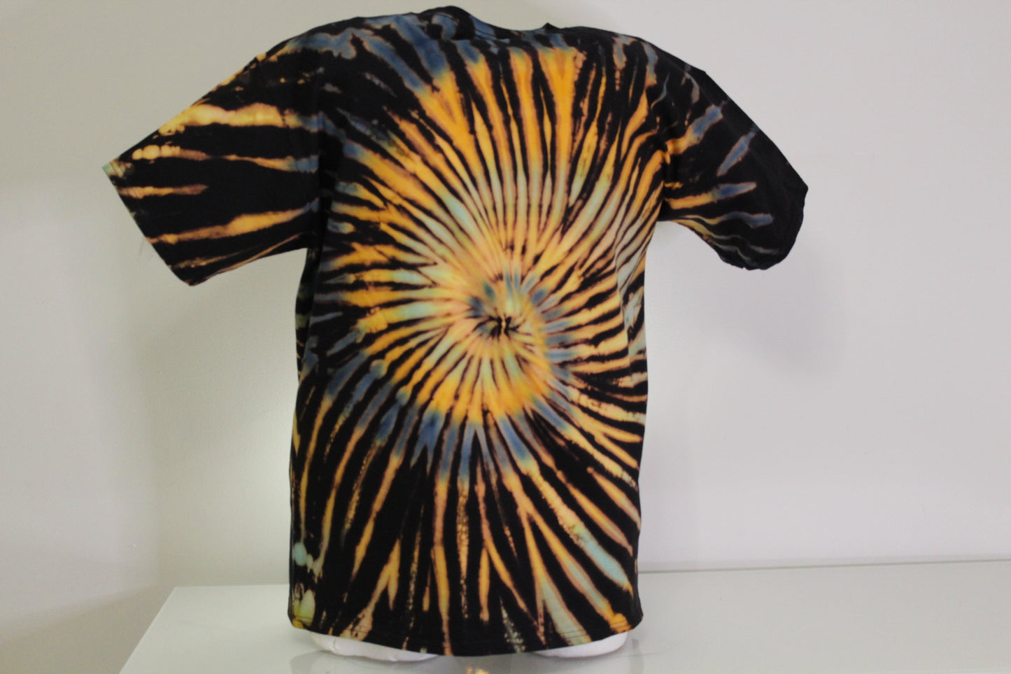 XL batiikki t-paita