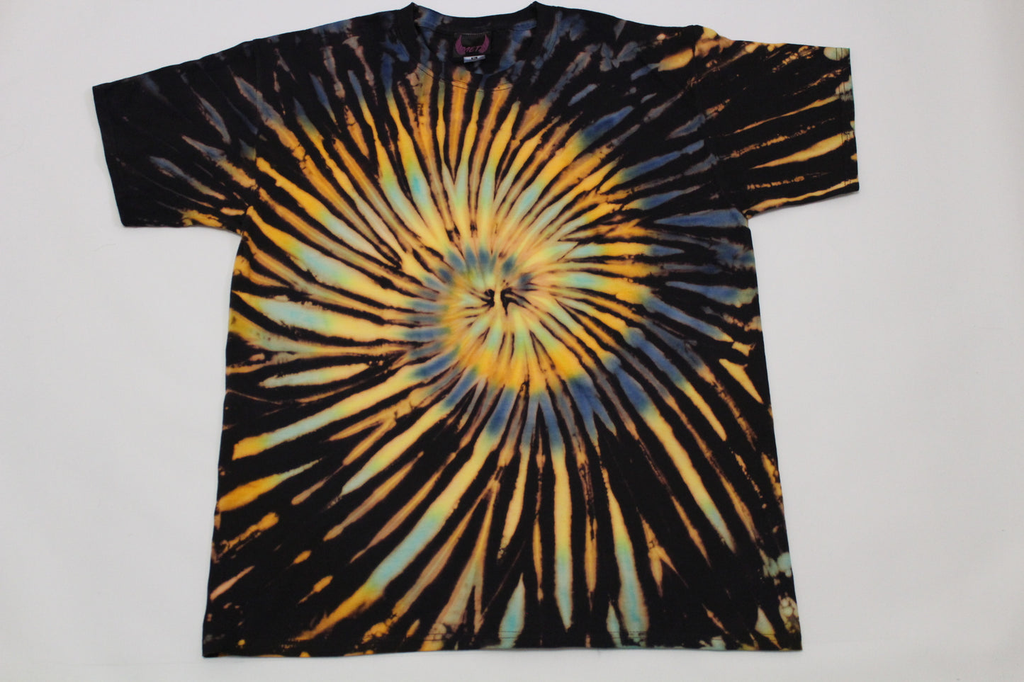XL batiikki t-paita