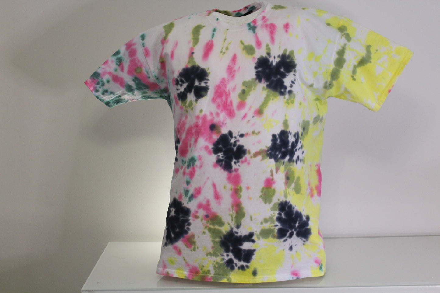 XL batiikki t-paita