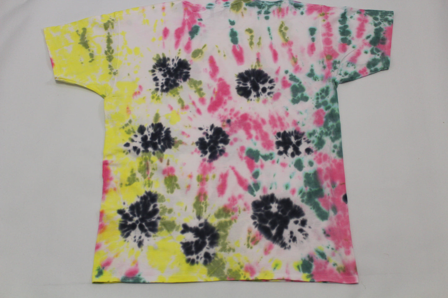 XL batiikki t-paita