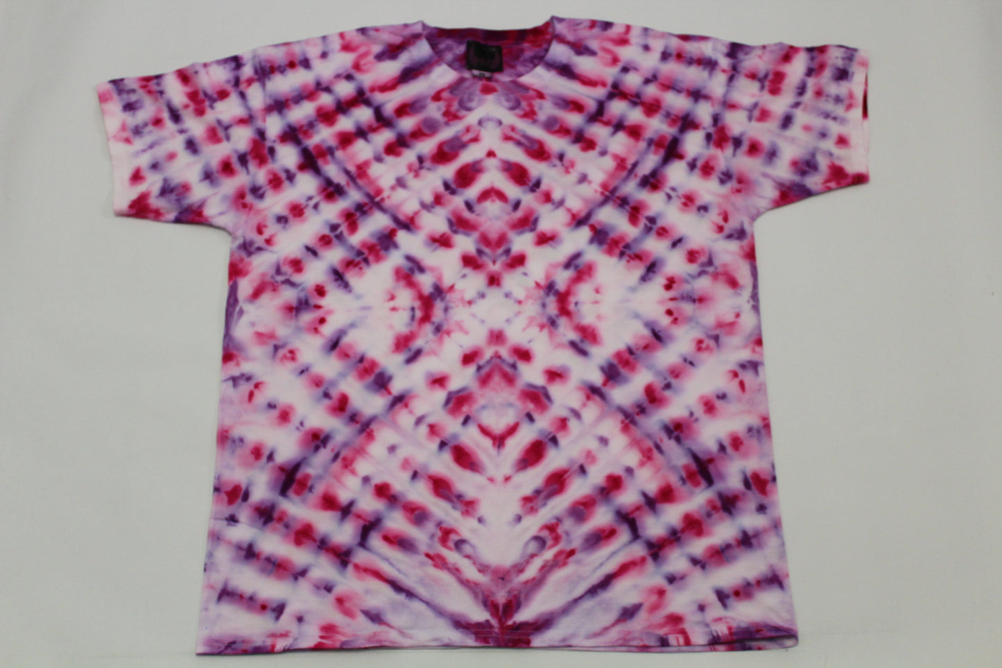 XL batiikki t-paita
