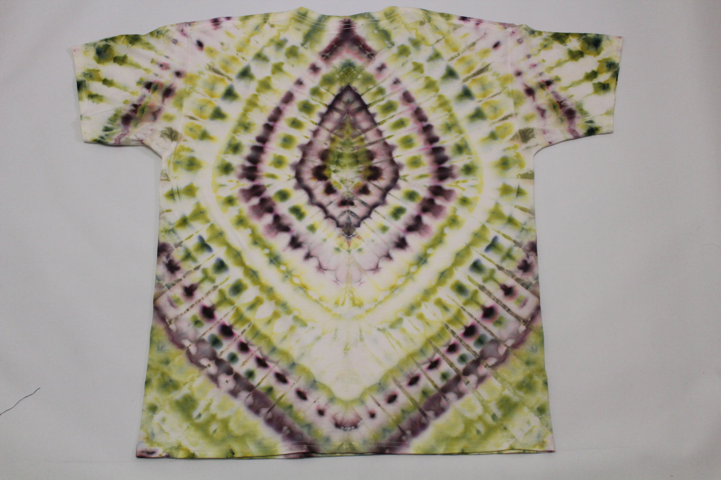 XL batiikki t-paita