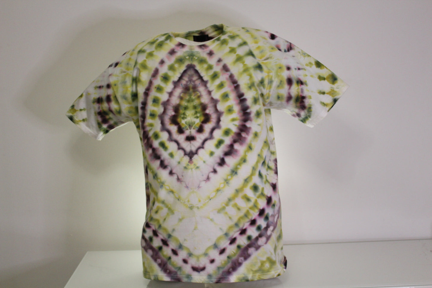 XL batiikki t-paita