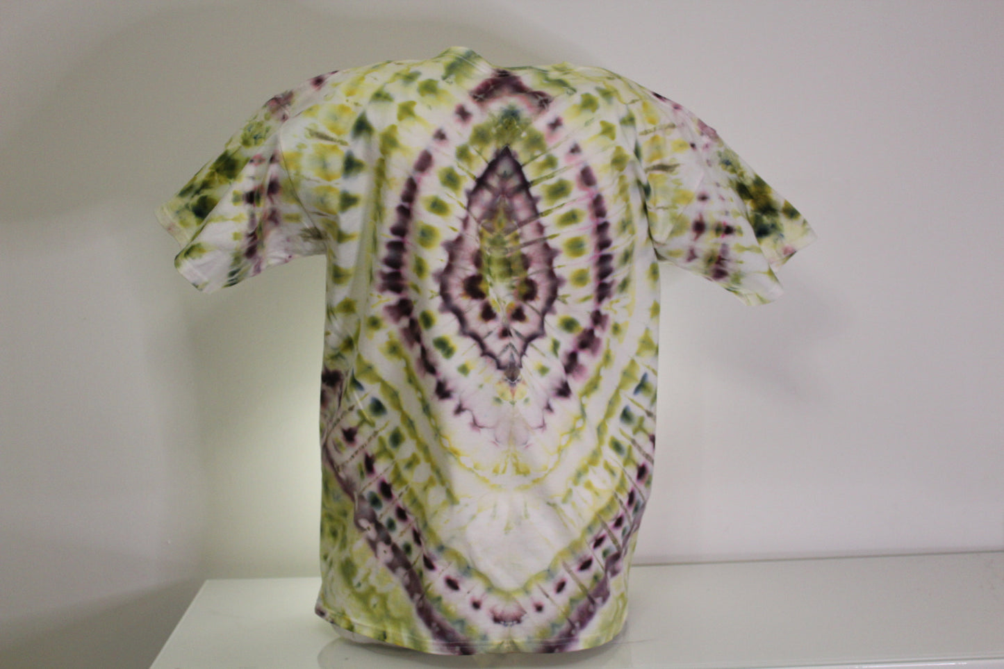 XL batiikki t-paita