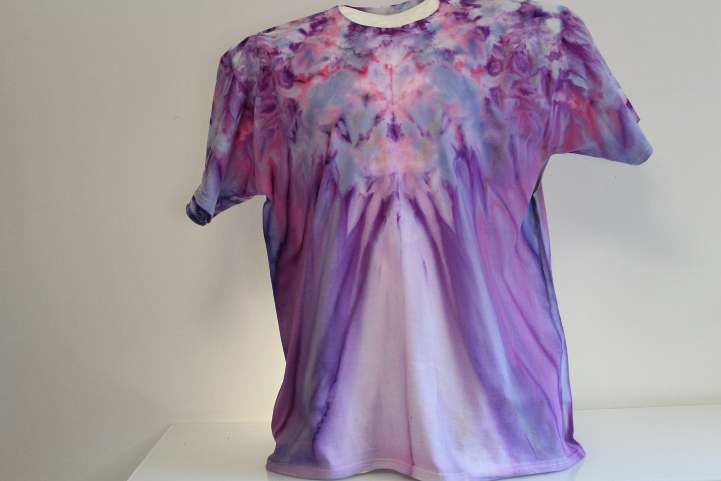 XL batiikki t-paita