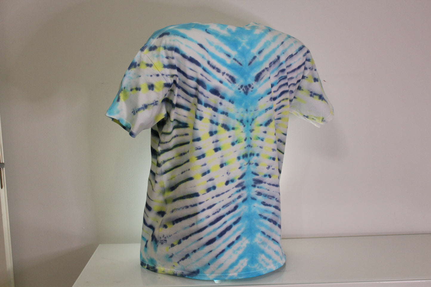 XL batiikki t-paita