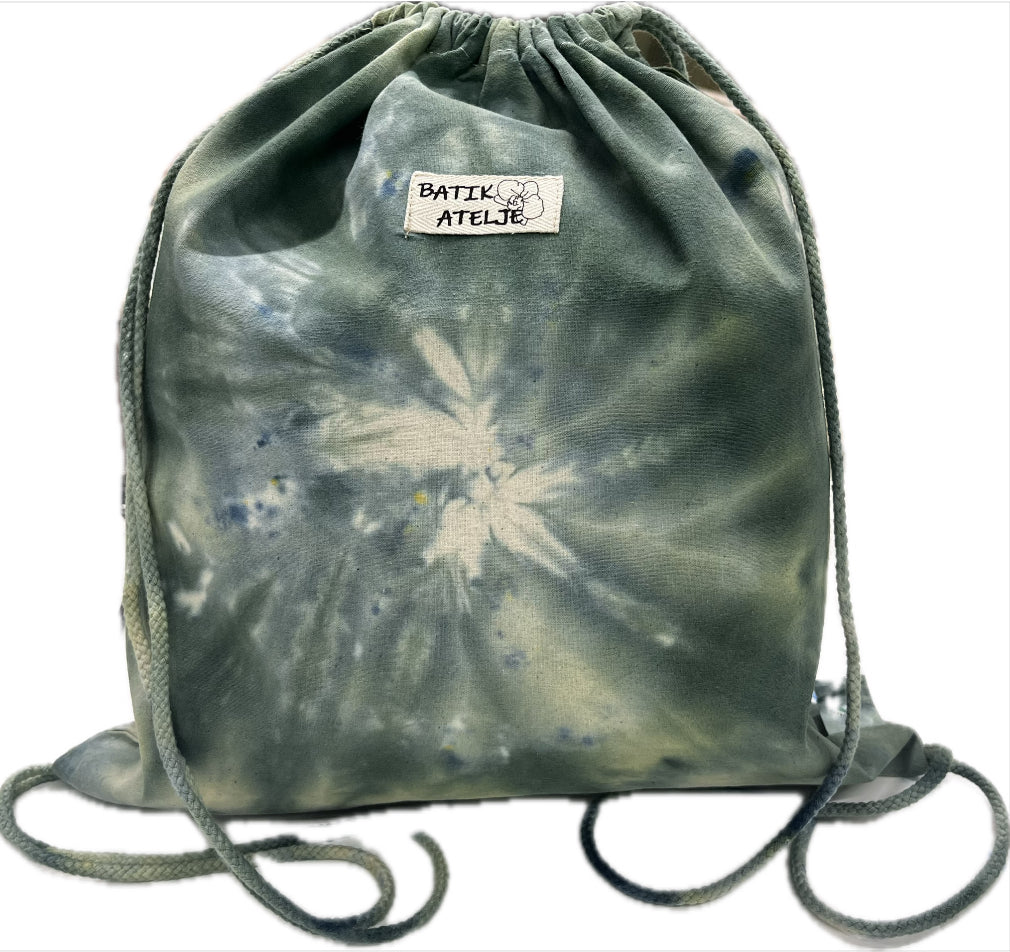 Kaunis ja kestävä  levän vihreä batiikkikangapussi