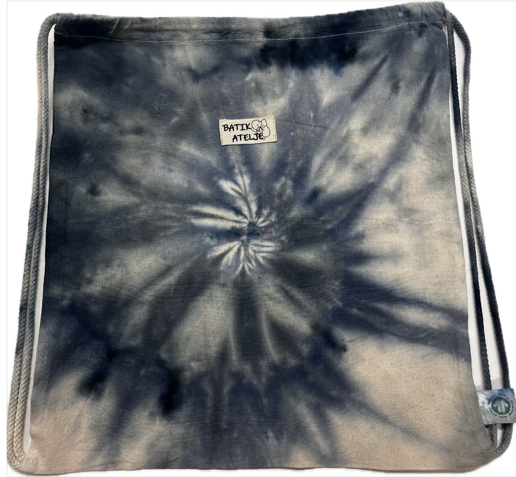 Kaunis ja kestävä siniharmaa  batiikkikangapussi